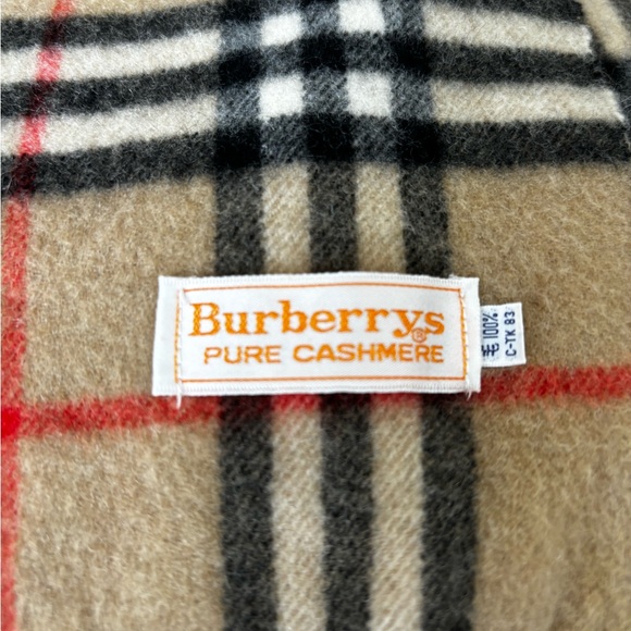 Vintage Authentic Burberry Scarf - Picture 4 of 5